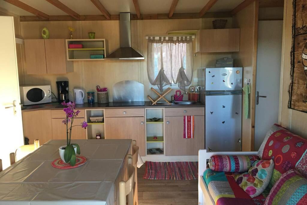 Châlet Dans Parc De Loisirs 5 étoiles Puget-sur Argens